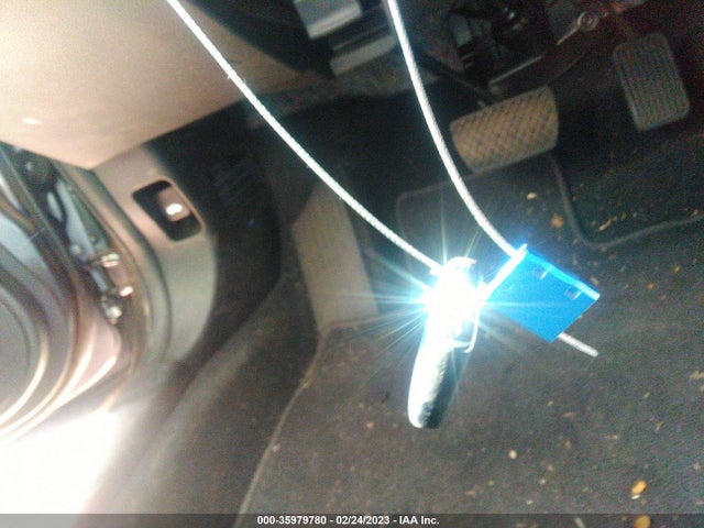 Honda INSIGHT EX 2022 19XZE4F53NE010703 Image 3