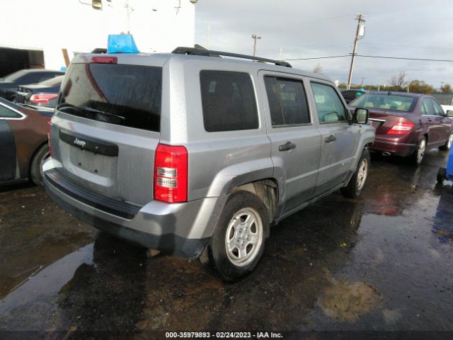 1C4NJPBA3FD389834 Jeep Patriot Sport