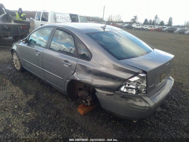 2004 VOLVO S40 VIN: YV1MS682442021068