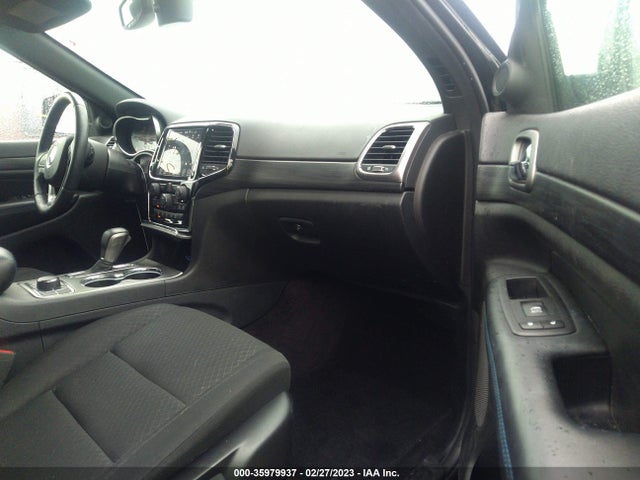 1C4RJFAG2KC562289 Jeep Grand Cherokee Upland
