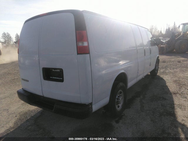 Chevrolet EXPRESS CARGO VAN 2018 1GCWGBFG2J1341787 Image 4