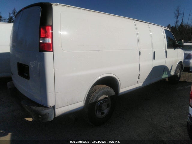 2018 Chevrolet Express, VIN: 1GCWGBFGXJ1342590