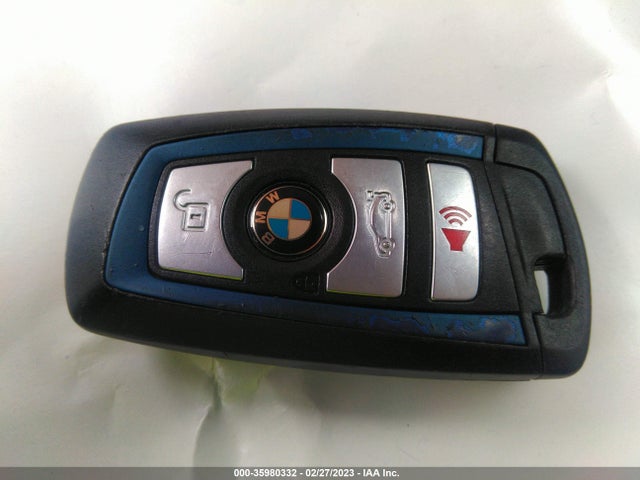2016 BMW X4, VIN: 5UXXW3C57G0R21033