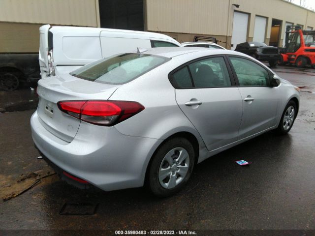 3KPFK4A70HE142309 KIA FORTE LX