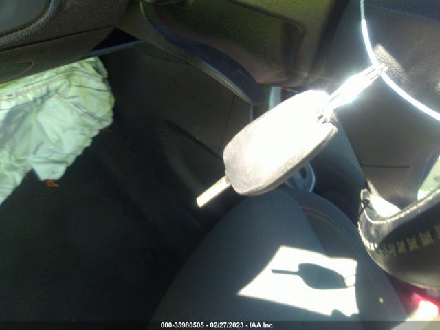 Chevrolet TRAX LS 2019 3GNCJKSB9KL162808 Image 3