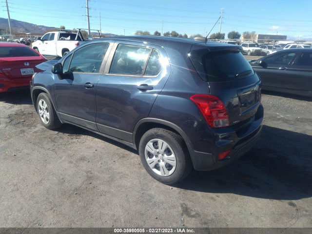 Chevrolet TRAX LS 2019 3GNCJKSB9KL162808 Image 4