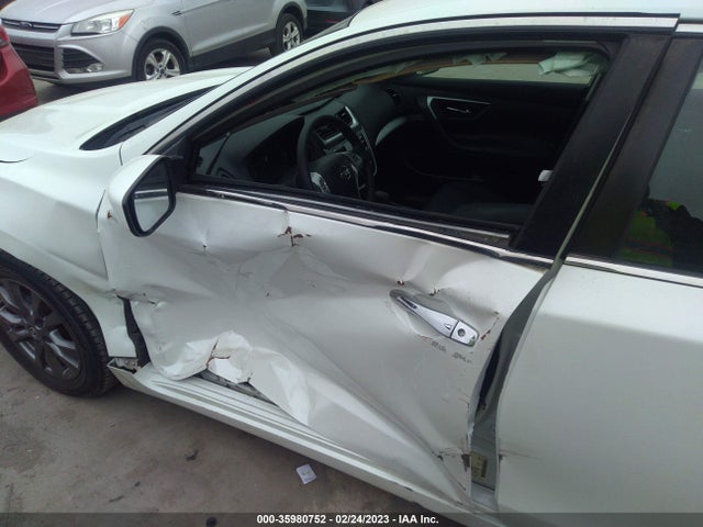 2016 Nissan Altima, VIN: 1N4AL3AP3GN345597
