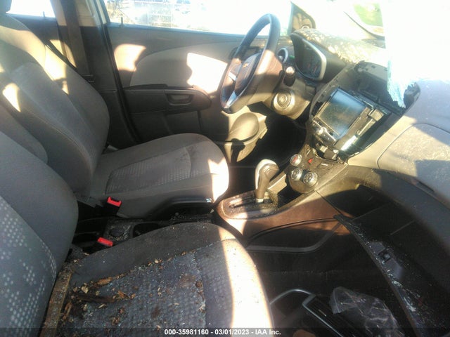 Chevrolet SONIC LT 2017 1G1JG6SG3H4162232 Image 5