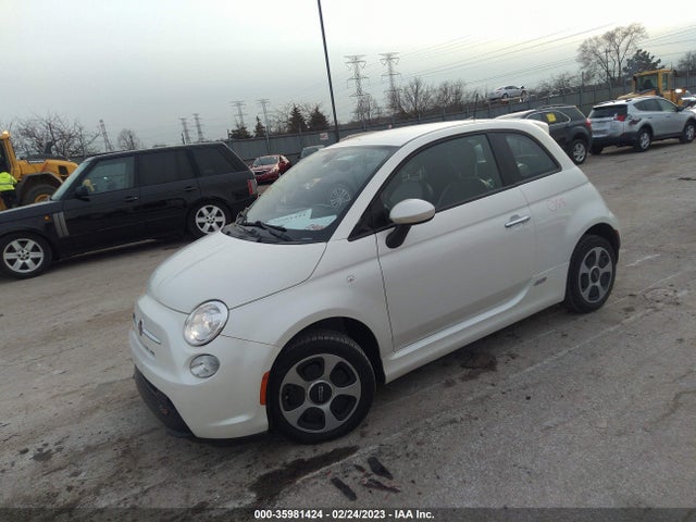 2017 Fiat 500e, VIN: 3C3CFFGE1HT529895