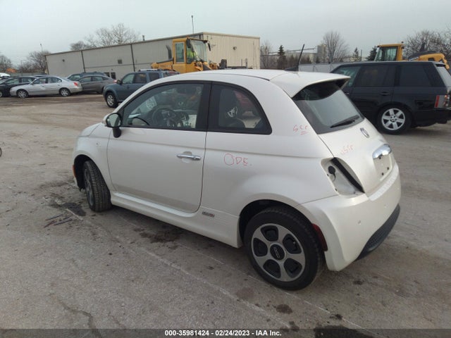 2017 Fiat 500e, VIN: 3C3CFFGE1HT529895