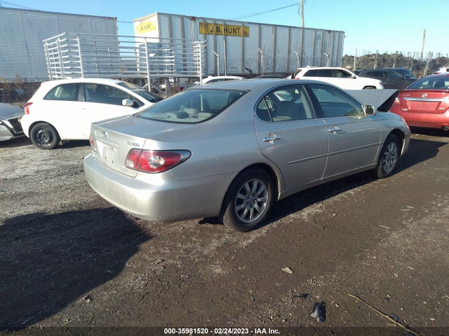 Lexus ES 300 2003 JTHBF30GX30144664 Image 5
