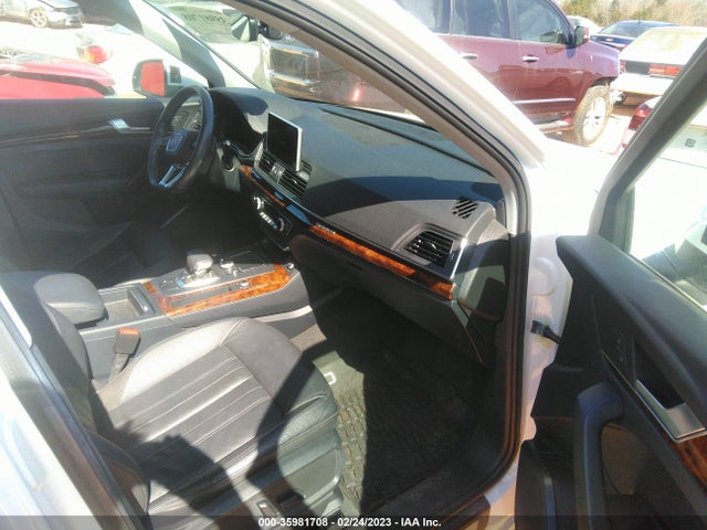 WA1BNAFY0J2145424 Audi Q5 Premium Plus