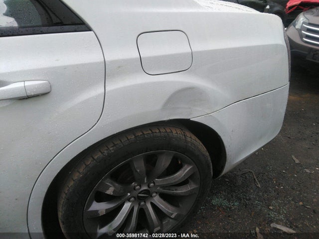Chrysler 300 300s 2014 2C3CCABG3EH296952 Image 6