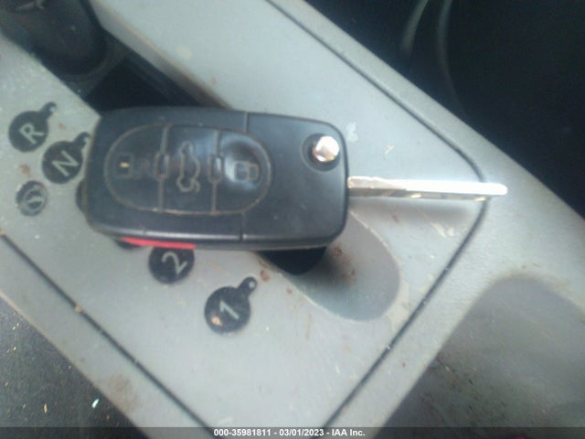 Volkswagen New Beetle Gls 1999 3VWCC21C1XM456814 Image 3