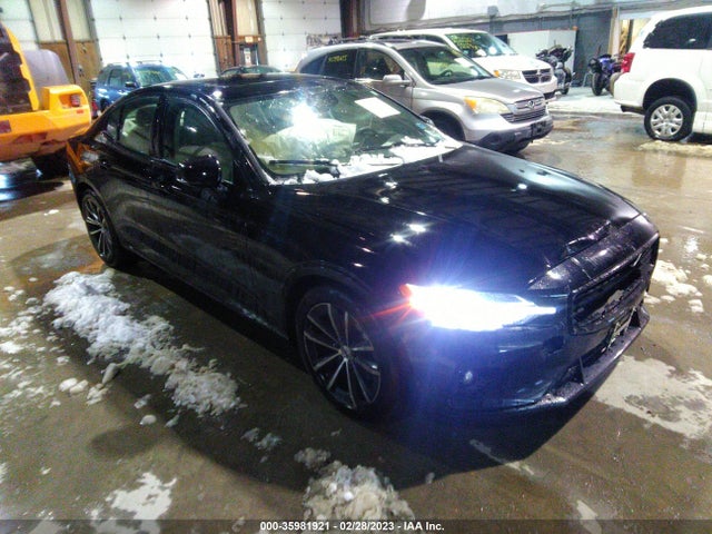 2021 Volvo S60, VIN: 7JR102FZ7MG119863