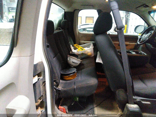 2011 CHEVROLET SILVERADO 1500 WORK TRUCK VIN: 1GCRKPE32BZ372676
