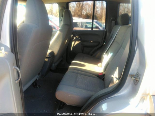 1J4GL48KX5W567544 Jeep Liberty Sport