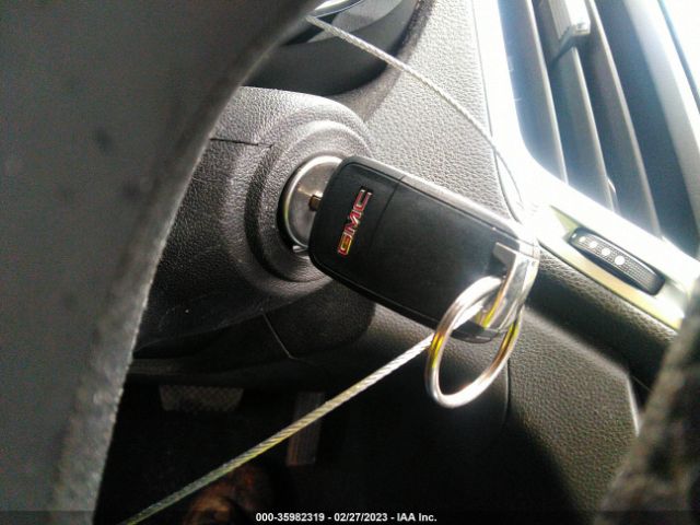 2GKFLPE35H6141750 GMC Terrain Slt
