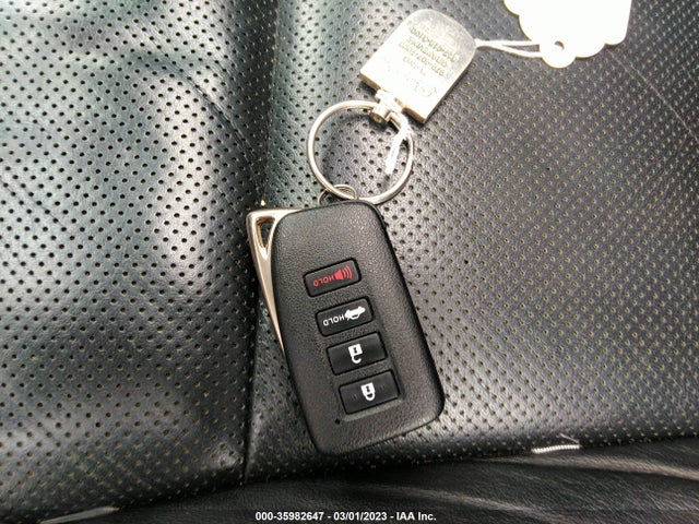 JTHBW1GG2E2045032 Lexus Es 300h Hybrid