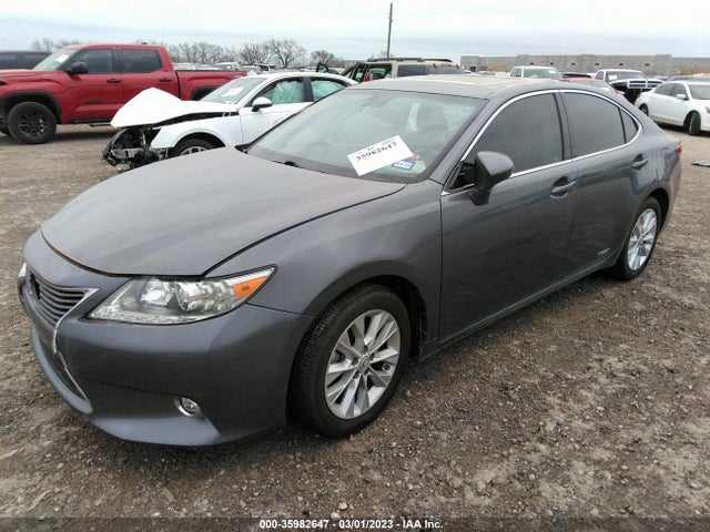 JTHBW1GG2E2045032 Lexus Es 300h Hybrid