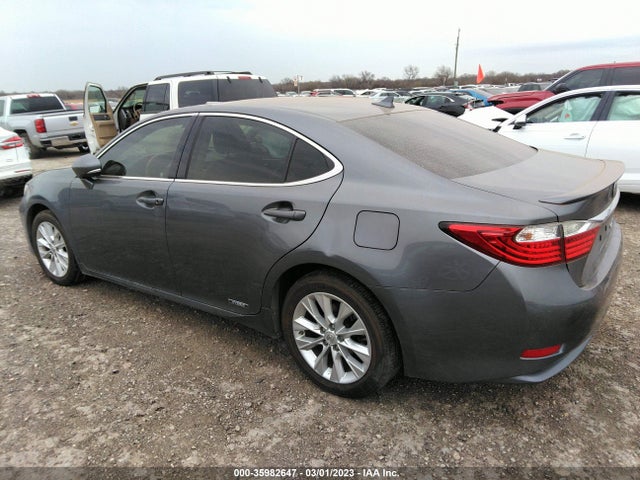JTHBW1GG2E2045032 Lexus Es 300h Hybrid