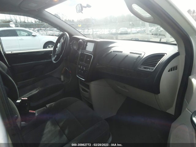 2011 DODGE GRAND CARAVAN MAINSTREET VIN: 2D4RN3DG2BR637694
