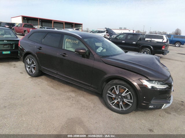 2017 Volvo V90, VIN: YV4A22NL7H1000772