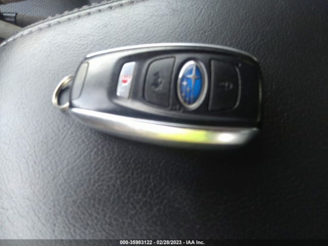JF2SJAWCXHH432154 Subaru Forester Touring