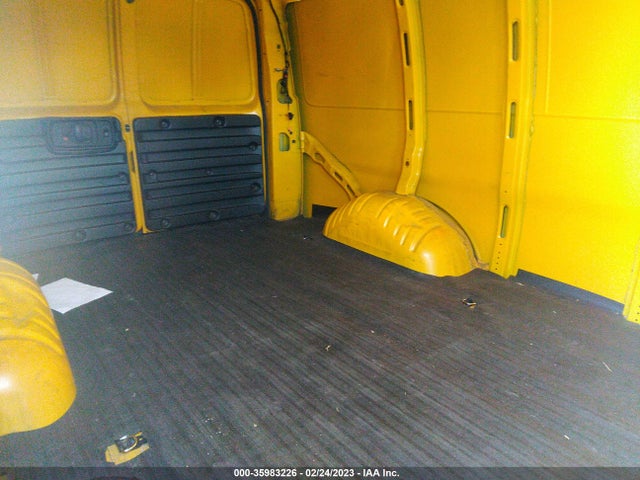 Chevrolet EXPRESS CARGO VAN 2019 1GCWGAFP9K1337036 Image 9
