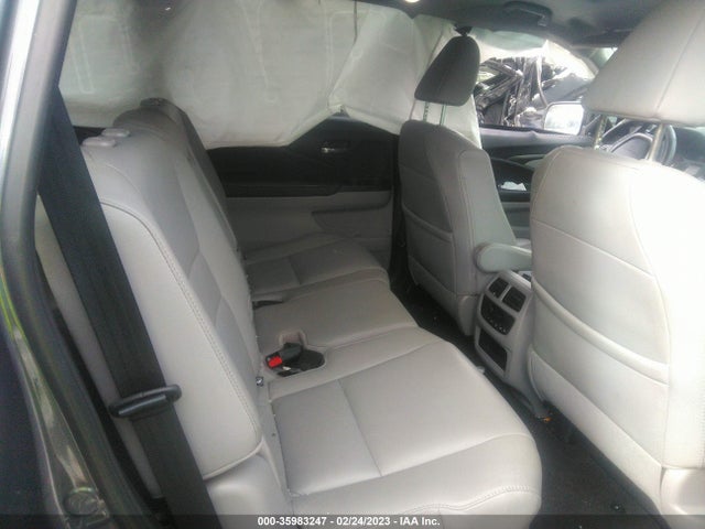 2018 Honda Pilot, VIN: 5FNYF6H51JB011127