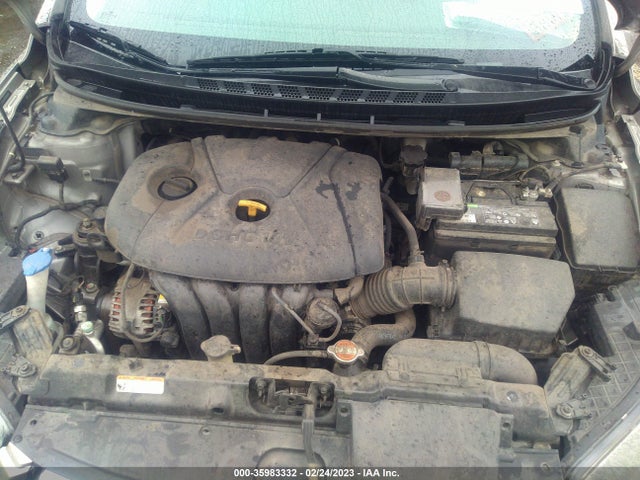 2012 HYUNDAI ELANTRA GLS VIN: 5NPDH4AE6CH079211