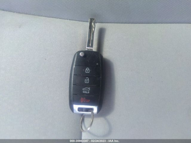 KNAGM4A74F5602754 KIA Optima Lx