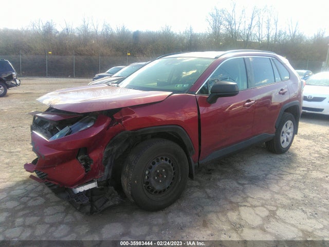 Toyota RAV4 LE 2019 JTMF1RFV8KD031636 Image 2