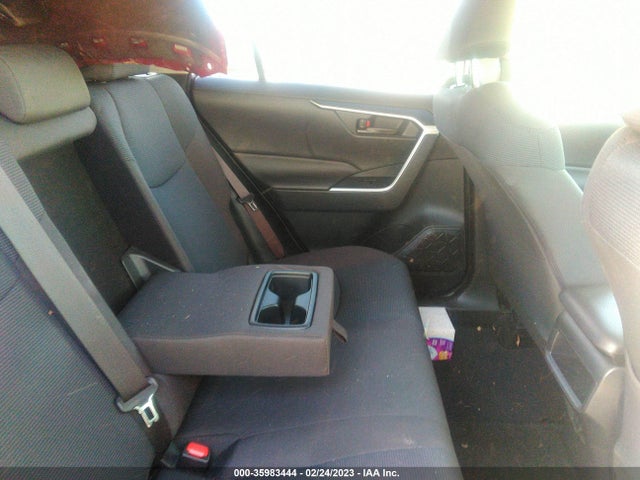 2019 TOYOTA RAV4 LE VIN: JTMF1RFV8KD031636