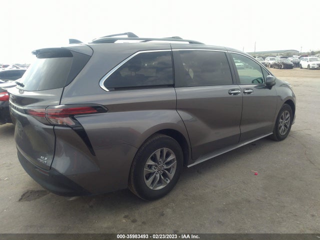 Toyota SIENNA XLE 2022 5TDYRKEC3NS086903 Image 5
