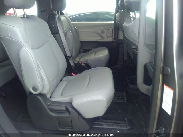Toyota SIENNA XLE 2022 5TDYRKEC3NS086903 Image 9