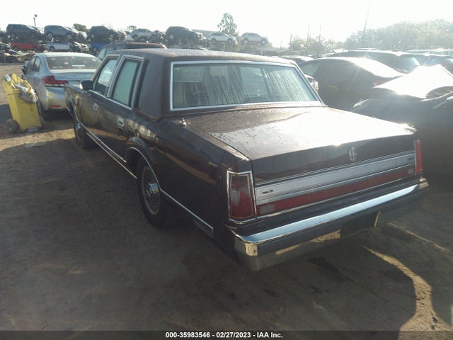 Lincoln Town Car 1988 1LNBM81F8JY745785 Image 4