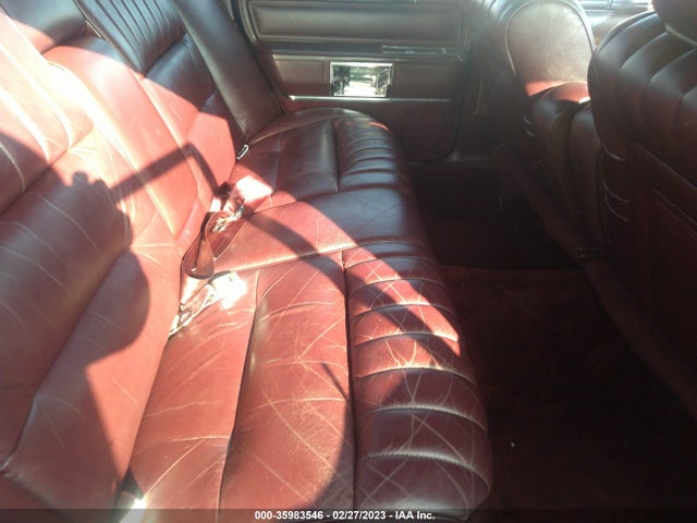 Lincoln Town Car 1988 1LNBM81F8JY745785 Image 9