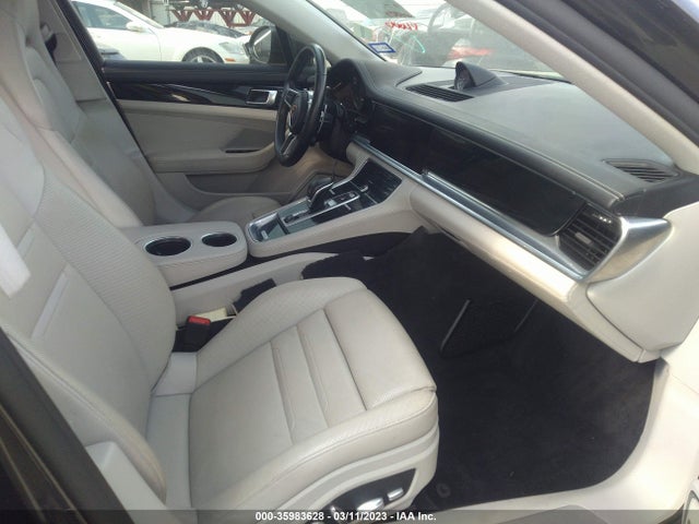 2017 PORSCHE PANAMERA VIN: WP0AA2A74HL101805