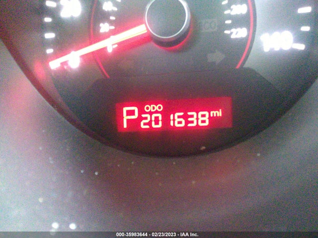 KIA Soul ! 2010 KNDJT2A22A7074021 Image 7