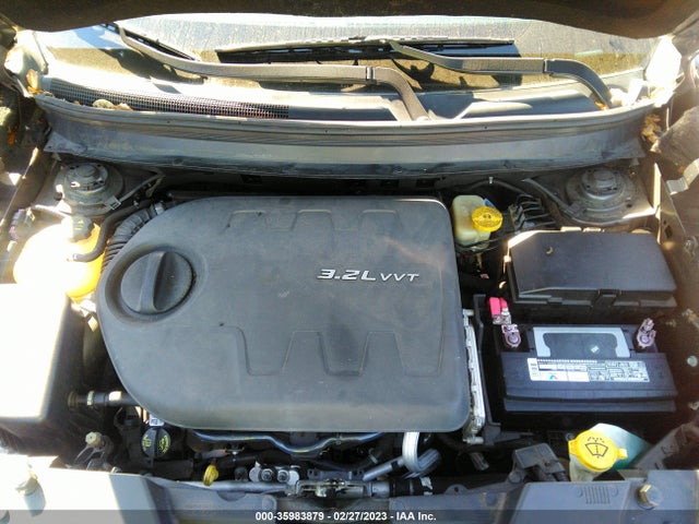 2014 JEEP CHEROKEE LATITUDE VIN: 1C4PJLCS0EW228661