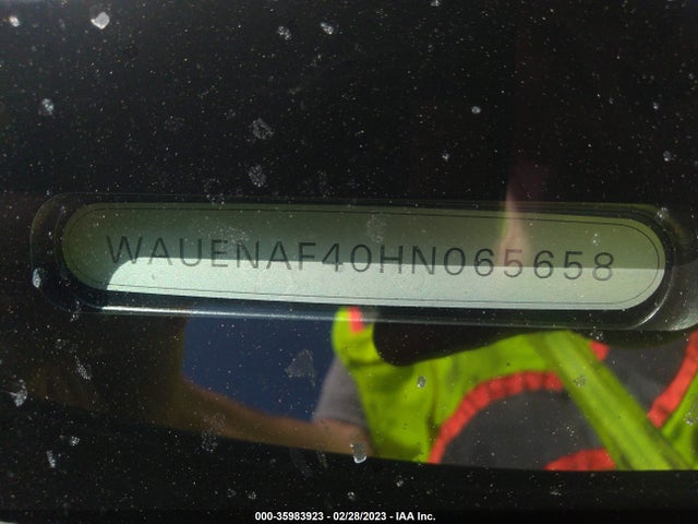 WAUENAF40HN065658 Audi A4 Premium Plus