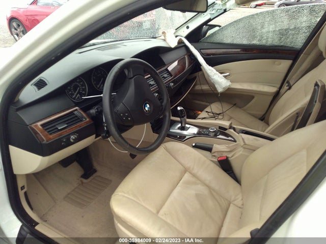 BMW 5 Series 528i 2010 WBANU5C51AC126041 Image 6