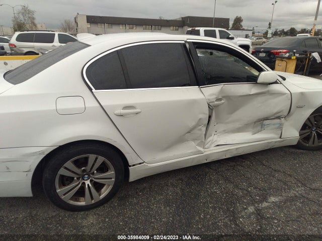 BMW 5 Series 528i 2010 WBANU5C51AC126041 Image 7