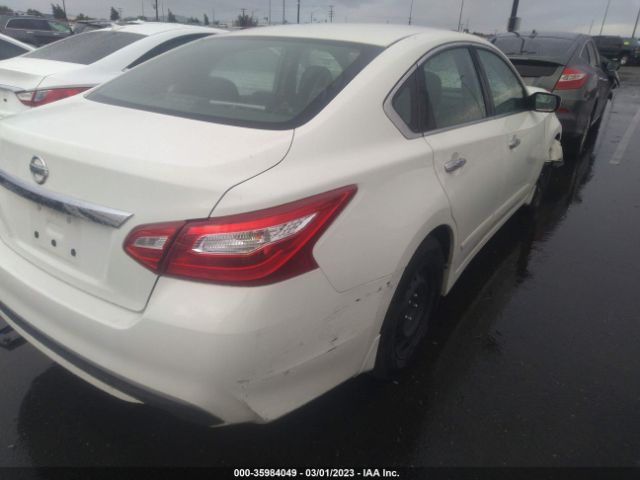 1N4AL3AP7HC266821 Nissan Altima 2.5 S