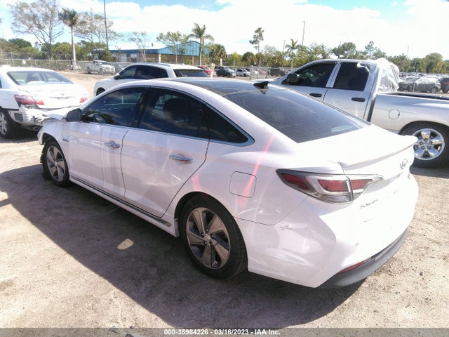 2017 Hyundai Sonata, VIN: KMHE34L16HA054106