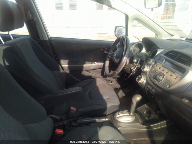 2010 HONDA FIT SPORT VIN: JHMGE8H43AC008677