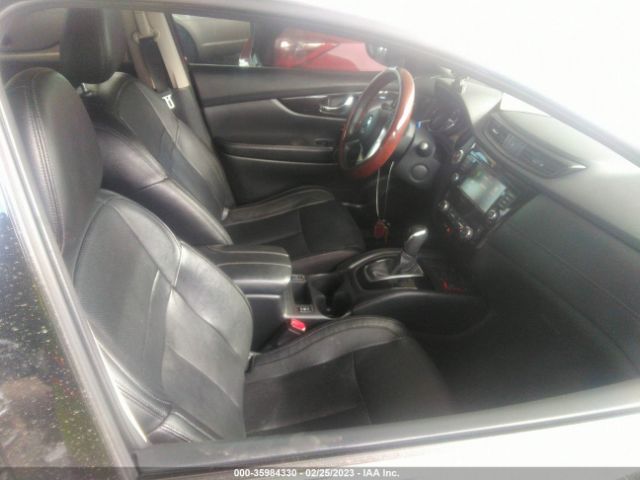 5N1AT2MV3JC787700 Nissan Rogue Sl