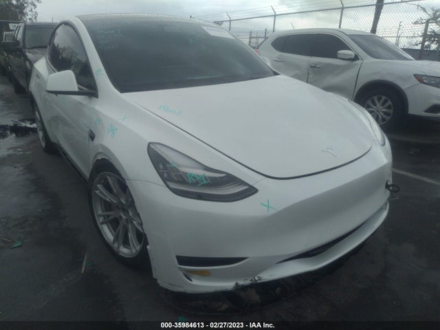 Tesla Model Y Long Range 2022 7SAYGDEE0NF331442 Image 6