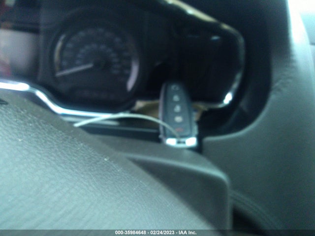 Lincoln MKT 2013 2LMHJ5FK6DBL50467 Image 3